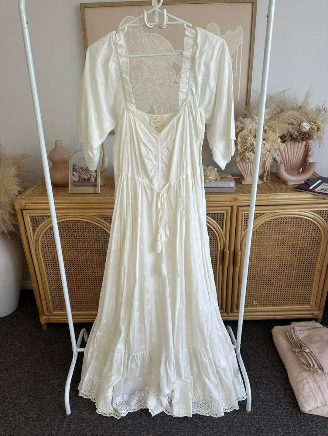 STARLIGHT GOWN COVEN & CO