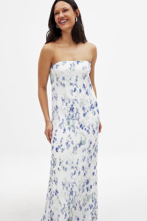 NA-KD STRAPLESS WHITE AND BLUE FLOWER DRESS